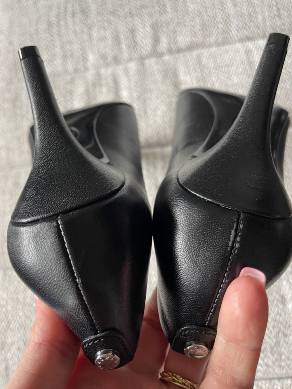 MICHAEL MICHAEL KORS Women's Black Leather Pointed-Toe Pumps Size 7.5 or 7 1/2 - Picture 6 of 10